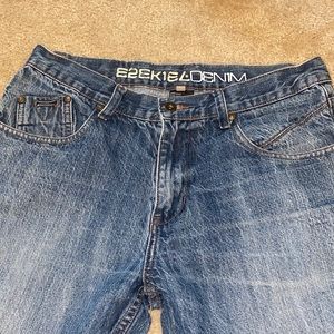 Ezekiel denim standard fit relaxed seat and leg
